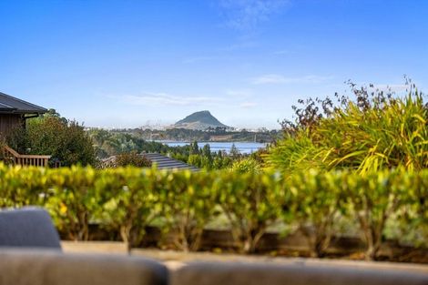 Photo of property in 27 Greenvale Place, Welcome Bay, Tauranga, 3112