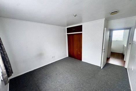 Photo of property in 52 Roick Parade, Glen Eden, Auckland, 0602