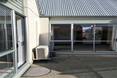 Photo of property in 17a Oxford Street, South Dunedin, Dunedin, 9012