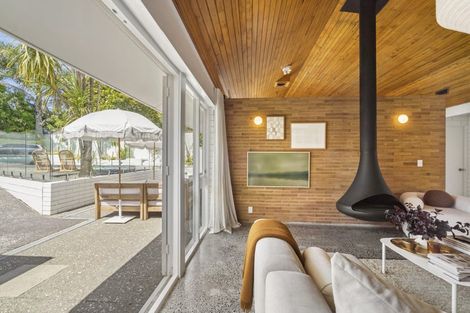 Photo of property in 28 Barlow Place, Chatswood, Auckland, 0626