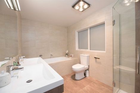 Photo of property in 109 Babich Road North, Ranui, Auckland, 0612