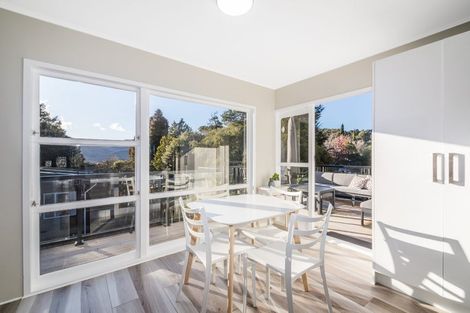 Photo of property in 20 Freemans Way, Pinehaven, Upper Hutt, 5019