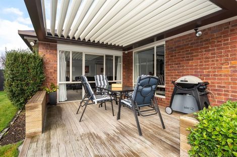 Photo of property in 2/14 Bentley Street, Russley, Christchurch, 8042