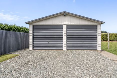 Photo of property in 62 Oteramika Road, Rockdale, Invercargill, 9812
