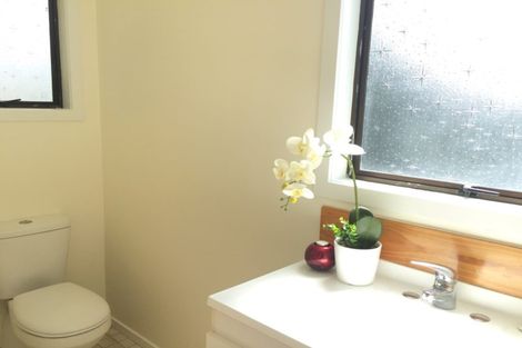 Photo of property in 39a Sturges Road, Henderson, Auckland, 0612