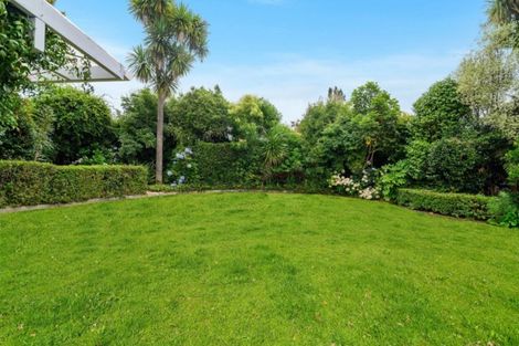 Photo of property in 2 Kerswell Terrace, Tihiotonga, Rotorua, 3015