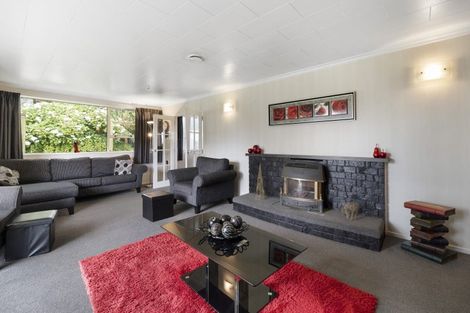 Photo of property in 24 Mills Street, Eltham, 4322