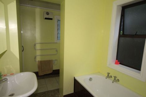 Photo of property in 70 Gladstone Road, Dalmore, Dunedin, 9010