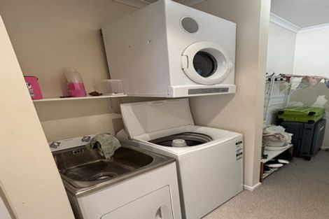 Photo of property in 23 Hereford Street, Wilton, Wellington, 6012