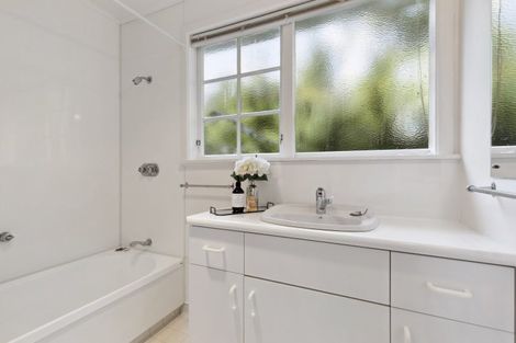 Photo of property in 47 Warwick Street, Wilton, Wellington, 6012