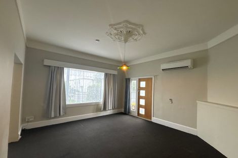 Photo of property in 102 Barbour Street, Waltham, Christchurch, 8011