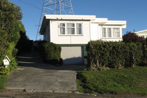 Photo of property in 42 Lyndfield Lane, Newlands, Wellington, 6037