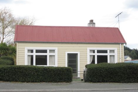 Photo of property in 5 Moore Street, Milton, 9220