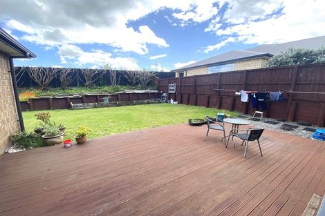 Photo of property in 27 Te Ironui Place, Huntington, Hamilton, 3210