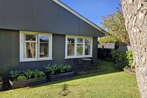 Photo of property in 77 Gladstone Street, Hawera, 4610