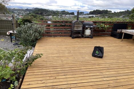 Photo of property in 6 Mclintock Street, Johnsonville, Wellington, 6037