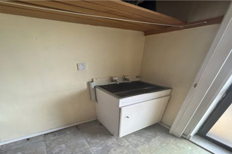 Photo of property in 2/9 Cairnfield Road, Kensington, Whangarei, 0112