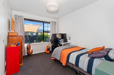 Photo of property in 11 Fairmont Place, Hornby, Christchurch, 8042