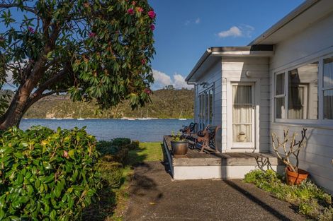 Photo of property in 96 Albert Street, Whitianga, 3510