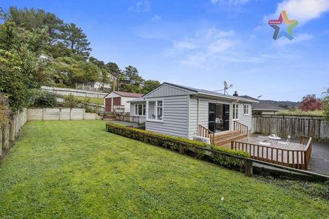 Photo of property in 26 Lowry Crescent, Stokes Valley, Lower Hutt, 5019