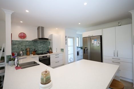 Photo of property in 24 Keilor Road, Otumoetai, Tauranga, 3110