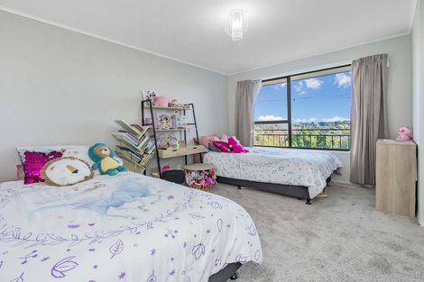 Photo of property in 10 Bengal Drive, Cashmere, Christchurch, 8022