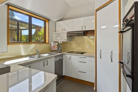 Photo of property in 2/3 Karitane Drive, Cashmere, Christchurch, 8022