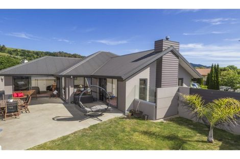 Photo of property in 42 Covent Drive, Stoke, Nelson, 7011