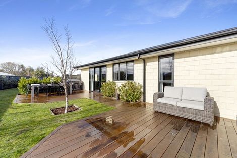 Photo of property in 35 Galatos Street, Rangiora, 7400