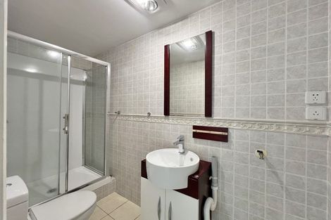 Photo of property in 6 Waylen Place, Burswood, Auckland, 2013