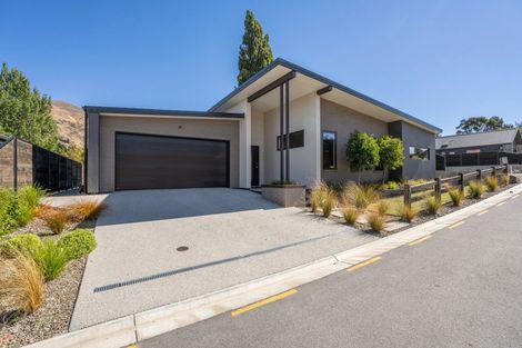 Photo of property in 3 Kamana Rise, Wanaka, 9382