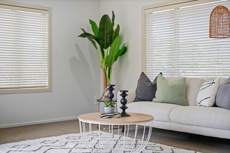 Photo of property in 1 Whitney Place, Rototuna North, Hamilton, 3210