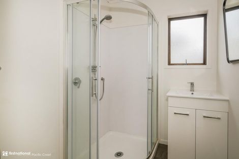 Photo of property in 1 Norfolk Place, Tairua, 3508