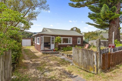 Photo of property in 18 Forest Lane, Raumati South, Paraparaumu, 5032