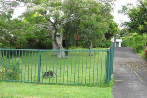 Photo of property in 34 Sullivan Avenue, Mangere Bridge, Auckland, 2022