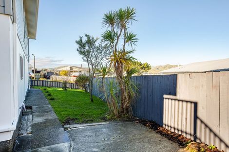 Photo of property in 19 Sombrero View, Ascot Park, Porirua, 5024