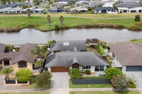 Photo of property in 10 Palazzo Drive, Papamoa Beach, Papamoa, 3118