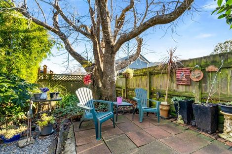 Photo of property in 1/21 Roband Crescent, Brown Owl, Upper Hutt, 5018