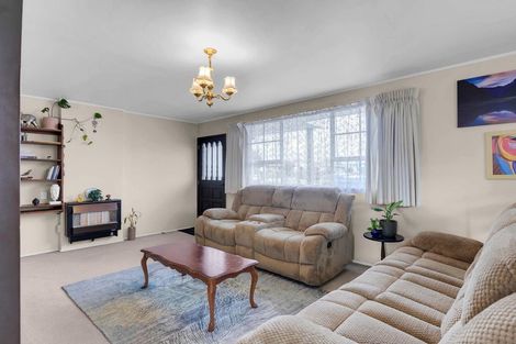 Photo of property in 15b Sandalwood Drive, Dinsdale, Hamilton, 3204