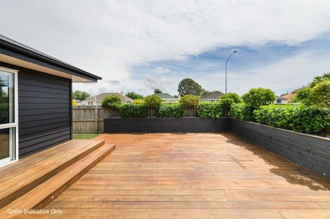 Photo of property in 5a Chelwood Street, Takaro, Palmerston North, 4412