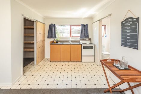 Photo of property in 16 Waitai Street, Castlecliff, Whanganui, 4501