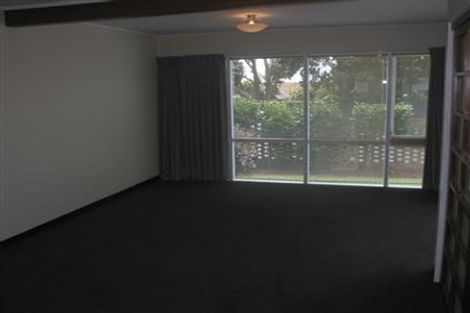 Photo of property in 2/78 Kitchener Road, Milford, Auckland, 0620