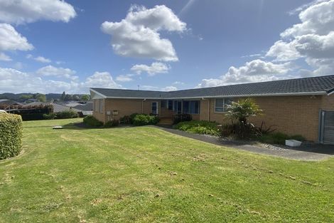 Photo of property in 6 Floyd Road, Riverhead, 0820