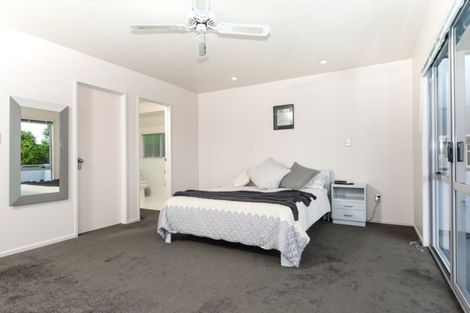 Photo of property in 450 River Road, Fairfield, Hamilton, 3214