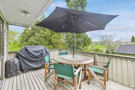 Photo of property in 16 Knightsbridge Place, Dinsdale, Hamilton, 3204