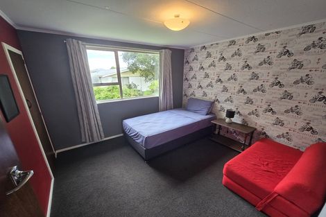 Photo of property in 11 Dale Crescent, East Gore, Gore, 9710