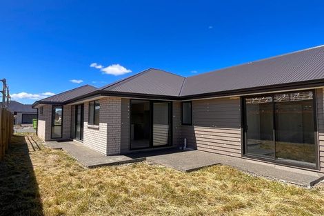 Photo of property in 17 Navarra Road, Halswell, Christchurch, 8025