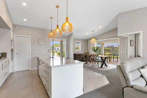 Photo of property in 34 Awatira Drive, Papamoa Beach, Papamoa, 3118