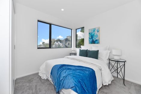 Photo of property in 1a Adelie Place, Murrays Bay, Auckland, 0630