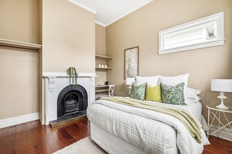 Photo of property in 13 Anne Street, Devonport, Auckland, 0624